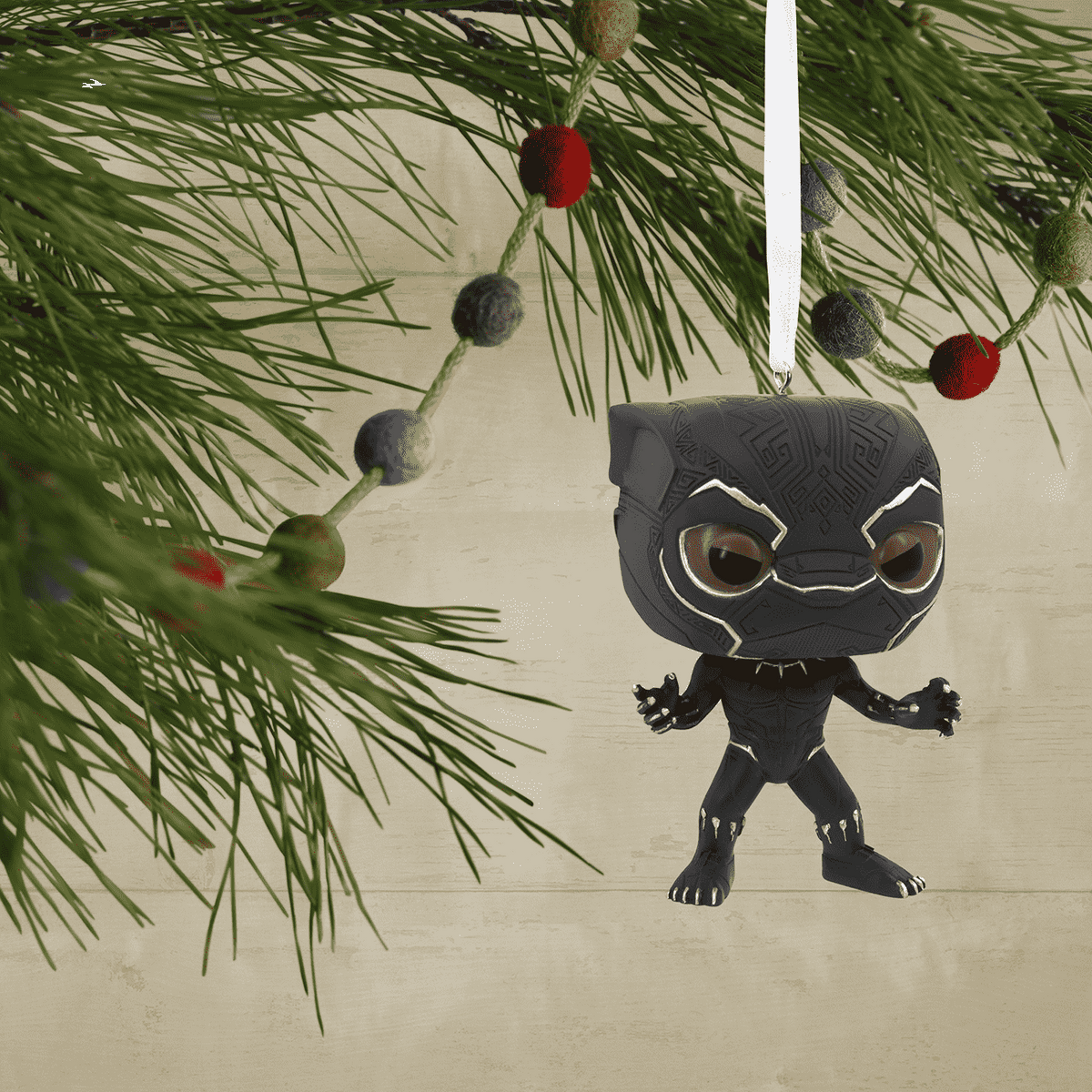 Black Panther Ornament - US 3375
