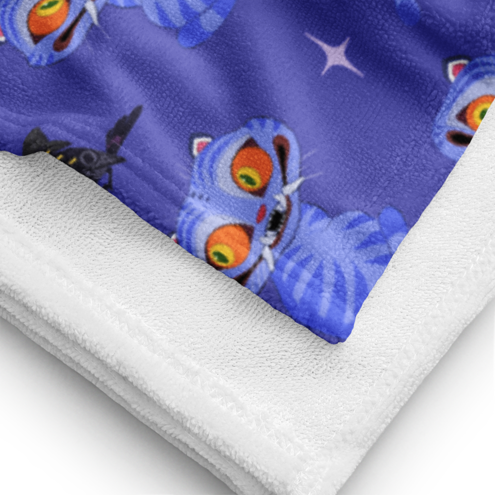 KPop Demon Hunters Derpy Tiger and Sussie Magpie Beach Towel - US 5529