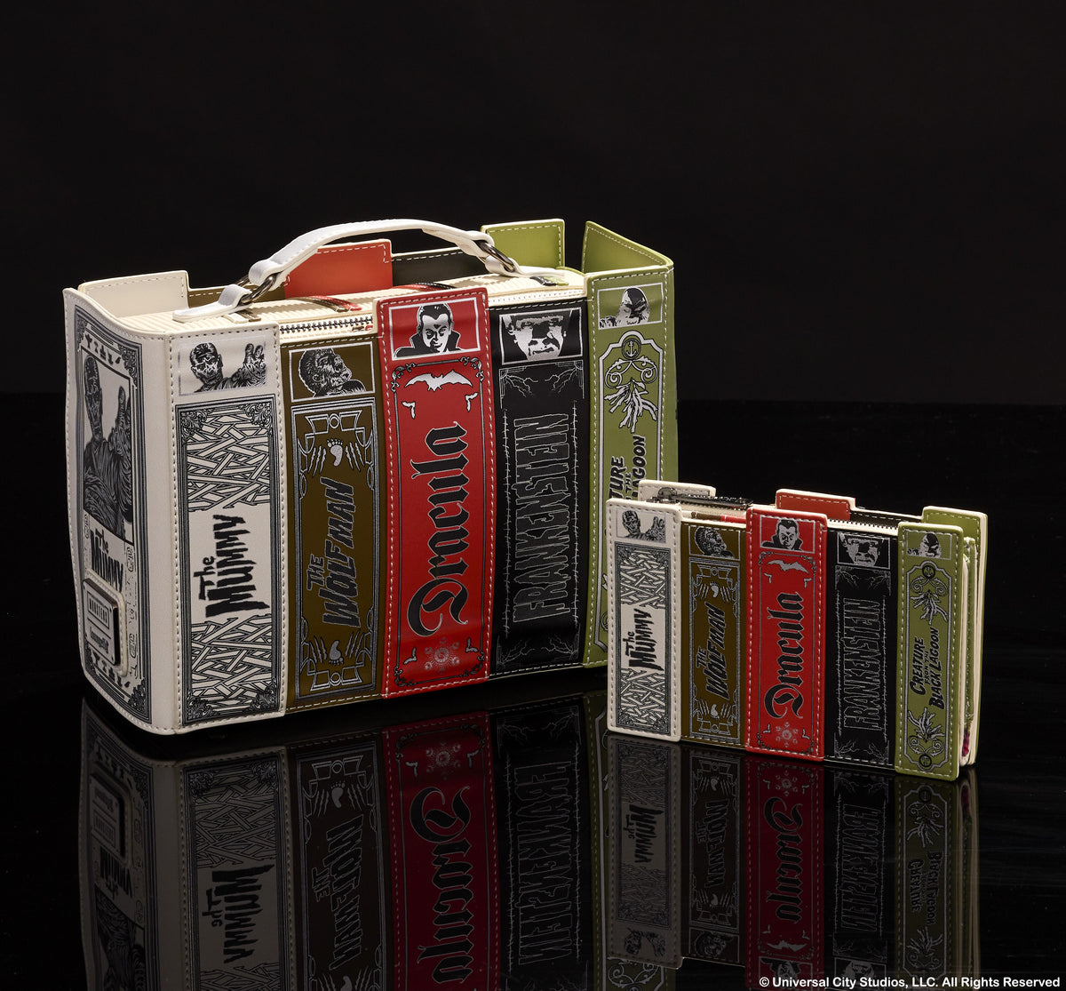 Universal Monsters Exclusive Books Collection Glow Flap Wallet - US 5788